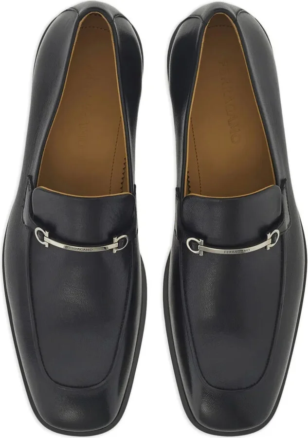 Gancini-plaque leather loafers - Image 4