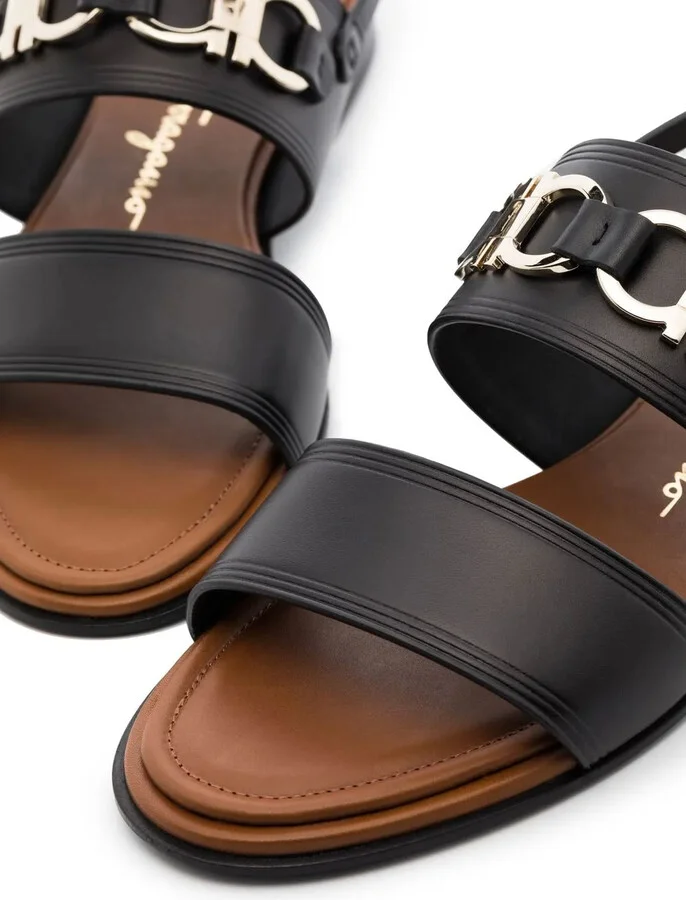 Gancini-plaque leather sandals - Image 4