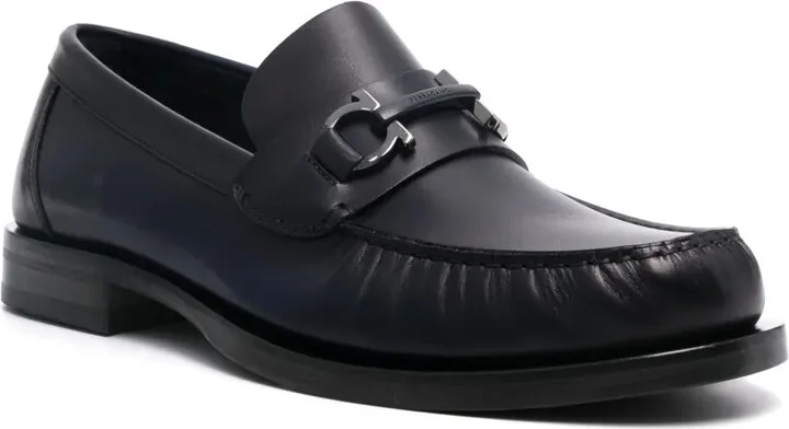 Gancini-plaque loafers - Image 2