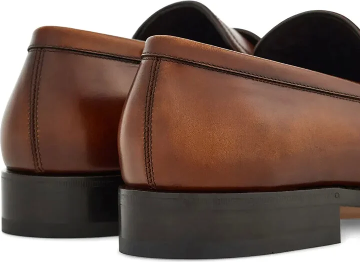 Gancini-plaque loafers - Image 3