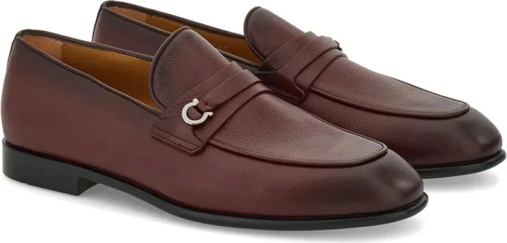Gancini-plaque loafers - Image 2