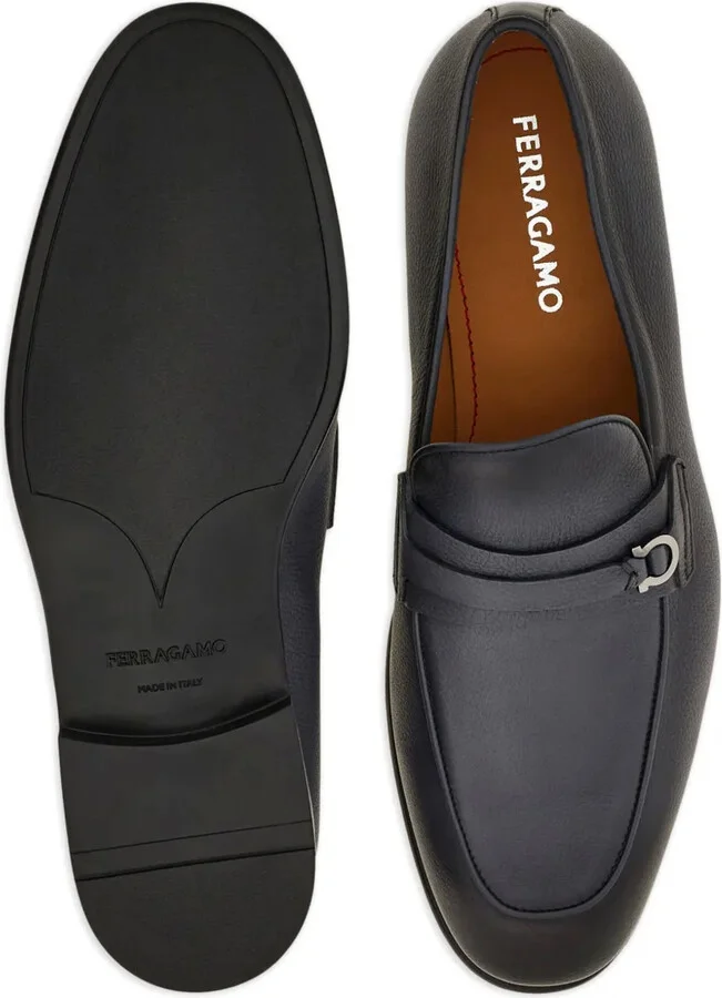 Gancini-plaque loafers - Image 5