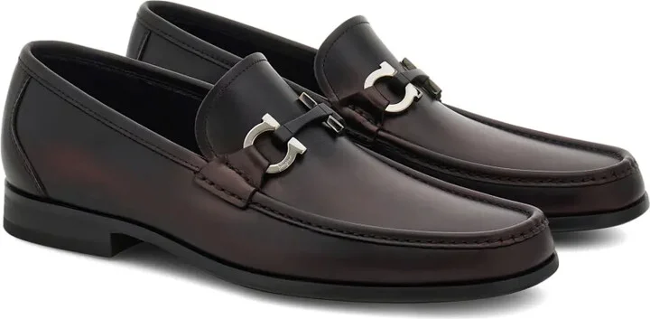 Gancini-plaque loafers - Image 2