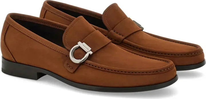 Gancini-plaque loafers - Image 2