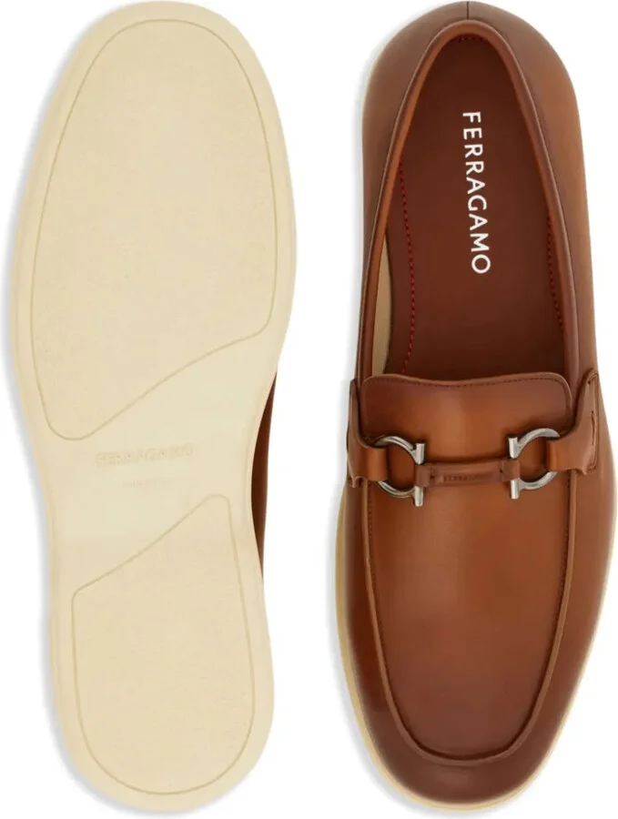 Gancini-plaque loafers - Image 5
