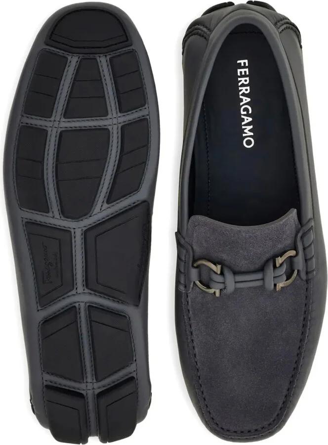 Gancini-plaque loafers - Image 3