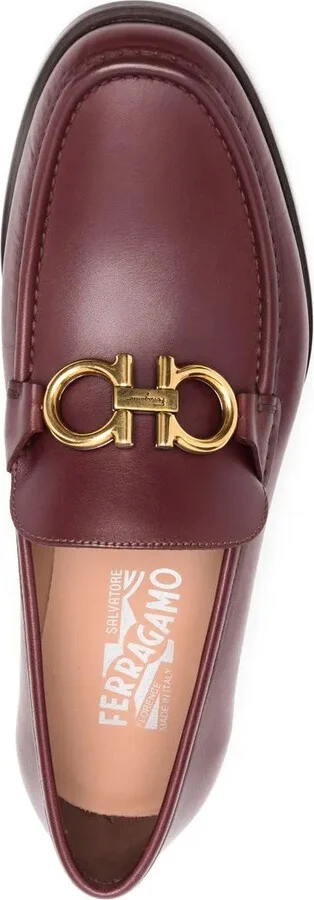 Gancini plaque loafers - Image 4