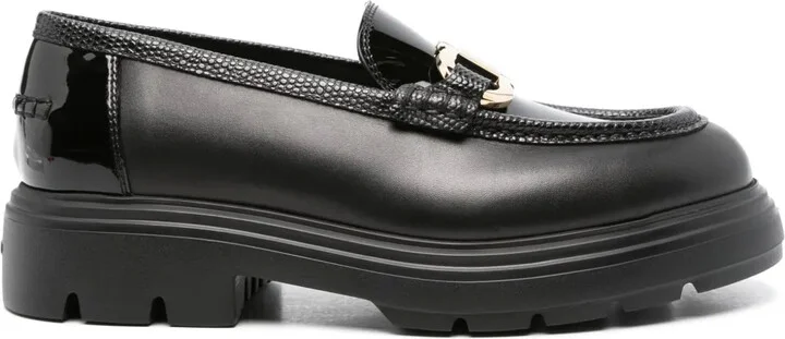 Gancini-plaque loafers