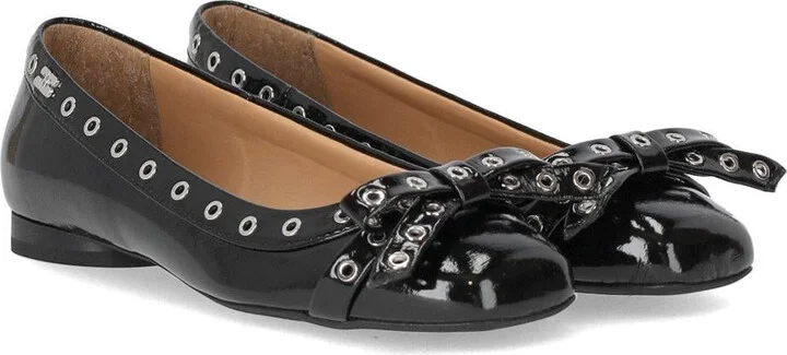 Ganni Black Patent Ballet Flat Shoe With Bows - Image 2