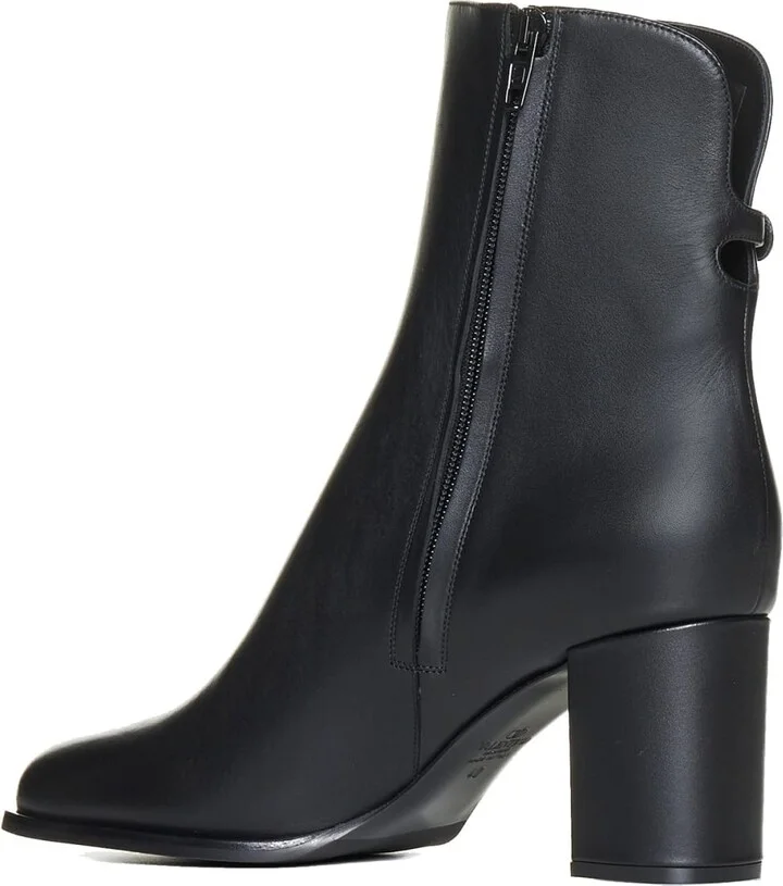 Garavani Vlogo Signature Leather Boots - Image 3