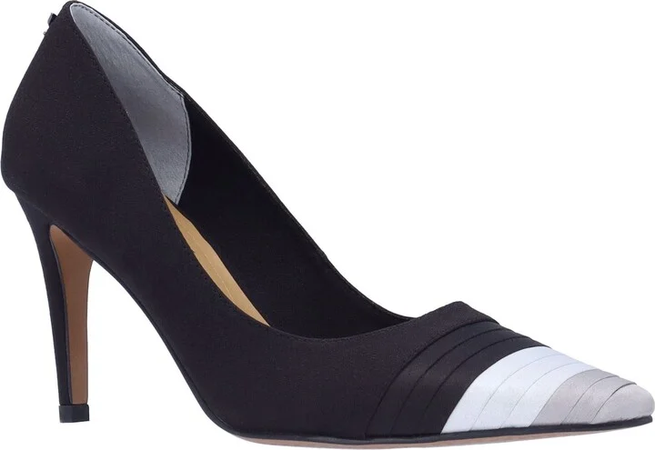 Garbina Pointed Toe Pump