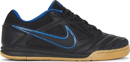 Gato Sneakers