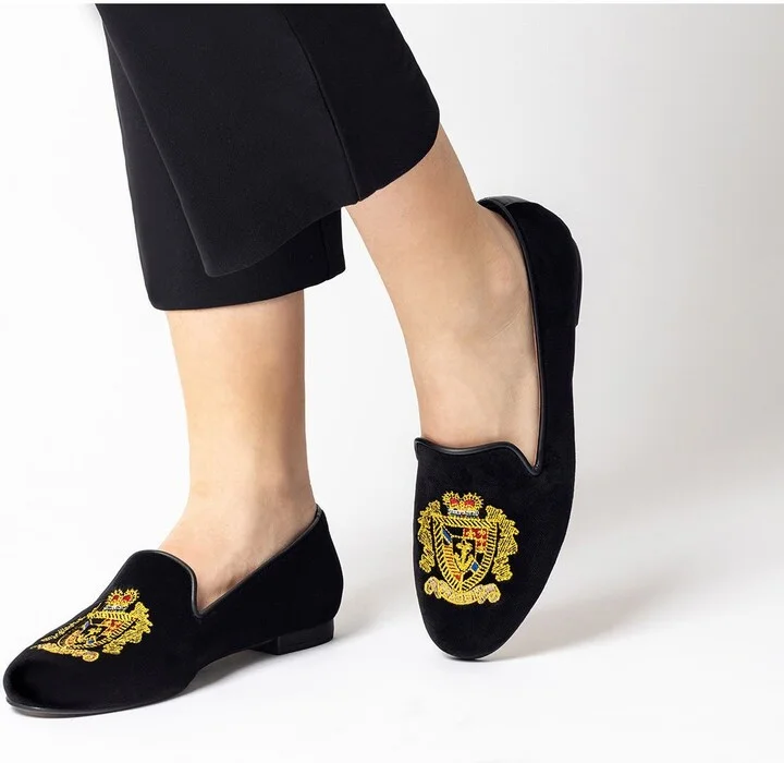 Gatsby Embroidered Emblem Flat - Image 2
