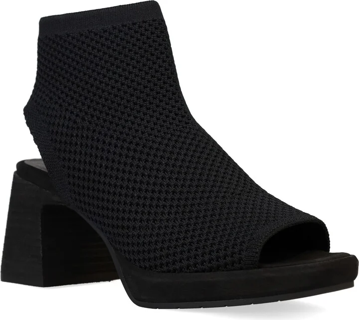 Gavis Cutout Bootie