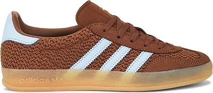 Gazelle Indoor