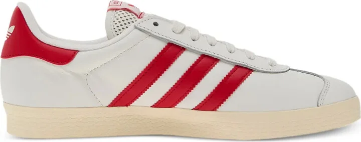 Gazelle leather sneakers