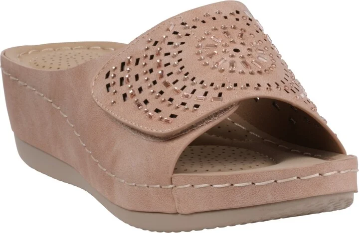 Gc Shoes Women's Adrina Embellished Wedge Sandals