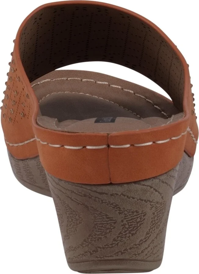 Gc Shoes Women's Atlanta Studded Comfort Wedge Sandals - Image 3