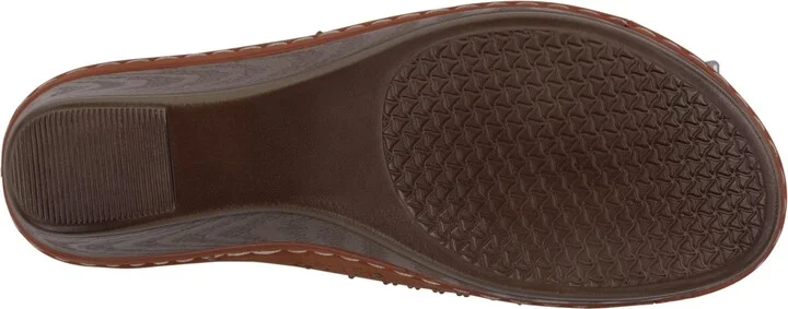 Gc Shoes Women's Atlanta Studded Comfort Wedge Sandals - Image 5