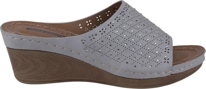 Gc Shoes Women's Atlanta Studded Comfort Wedge Sandals - Image 6
