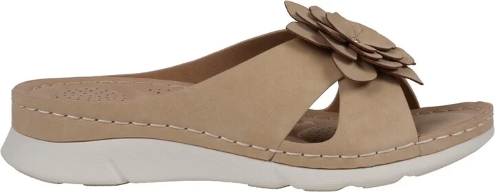 Gc Shoes Women's Claire Flower Rosette Comfort Sandals - Image 10