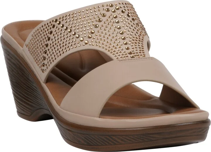 Gc Shoes Women's Everi Embellished Wedge Sandals