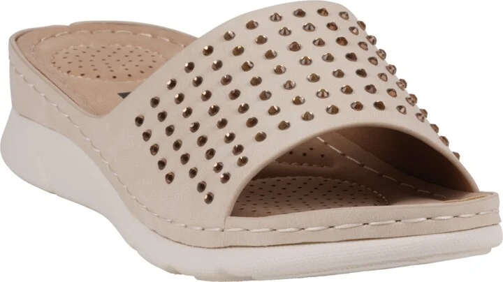 Gc Shoes Women's Julie Embellished Comfort Flat Sandals