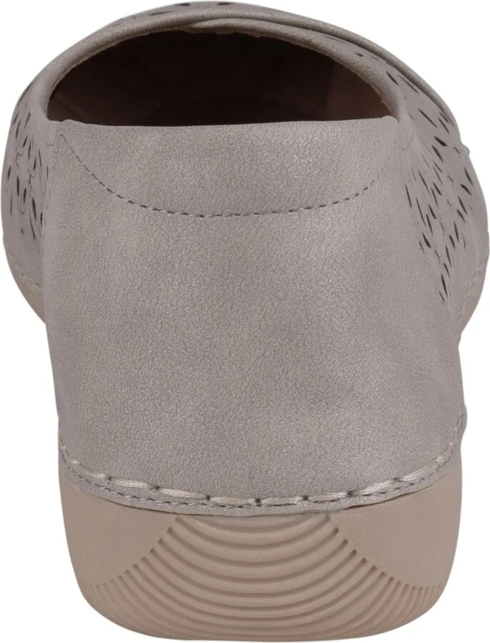 Gc Shoes Women's Nysha Round Toe Laser Cut Flats - Image 11