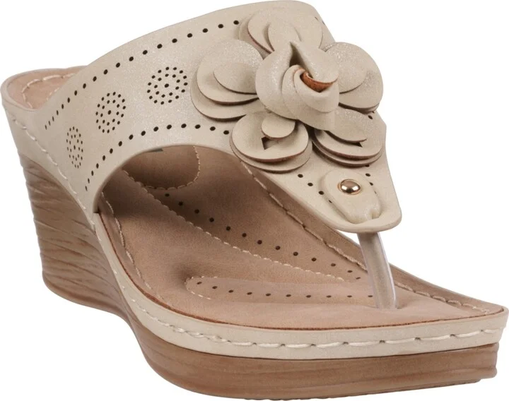 Gc Shoes Women's Willa Floral Wedge Sandals