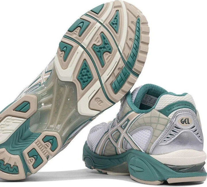 Gel Nimbus 10.1 Lace-up Sneakers - Image 5