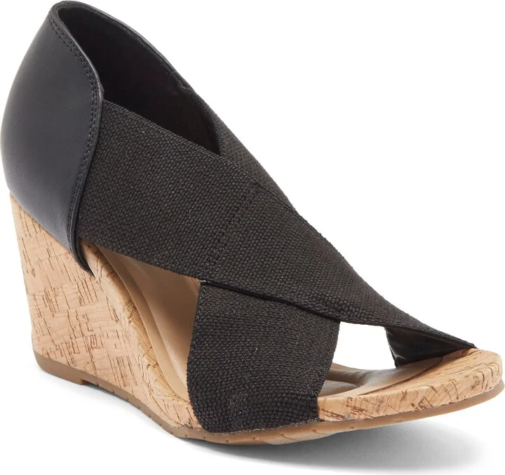 BLACK ELASTIC
