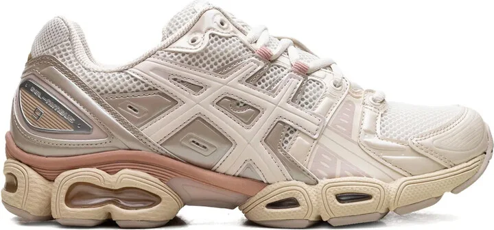 GELNimbus 9 "Pale Oak/Cream" sneakers