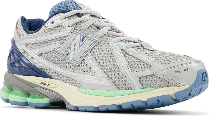 Silver Metallic/ Still Water