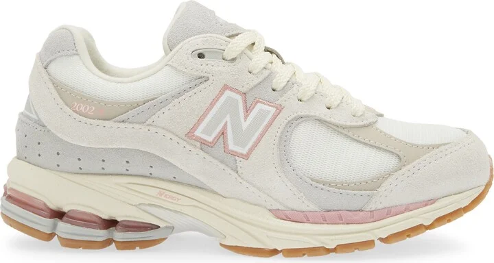 Gender Inclusive 2002R Sneaker - Image 3