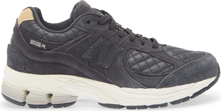 Gender Inclusive 2002R Sneaker - Image 9