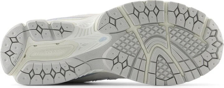 Gender Inclusive 2002R Sneaker - Image 3