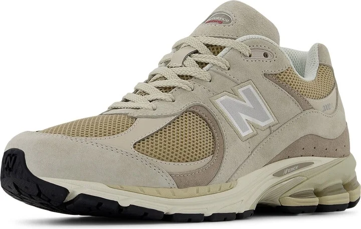 Gender Inclusive 2002R Sneaker - Image 9
