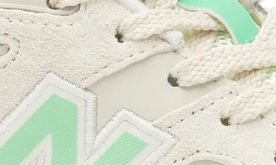 Gender Inclusive 2002R Sneaker - Image 7