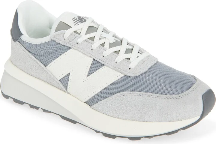 Gender Inclusive 370 Sneaker