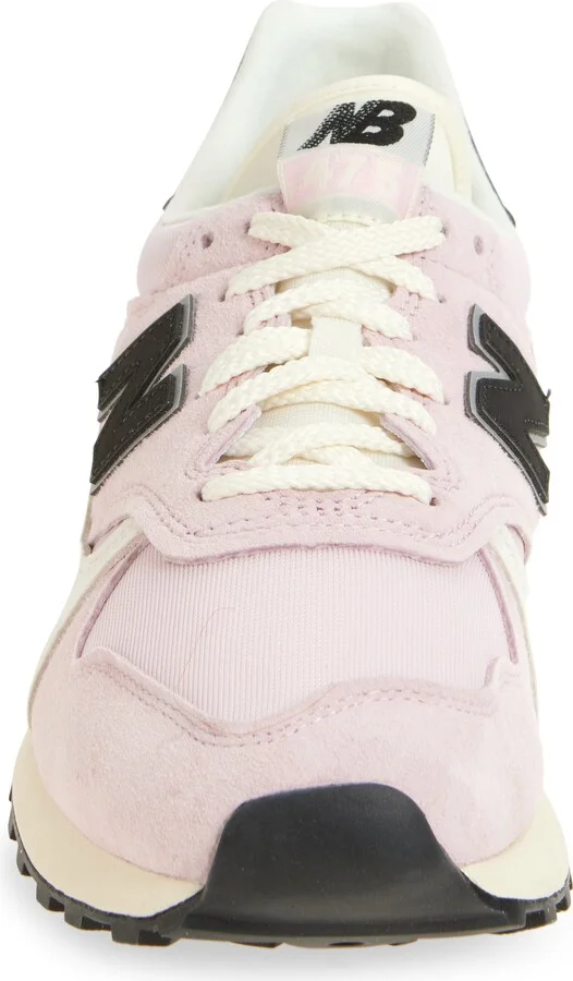 Gender Inclusive 475 Sneaker - Image 4