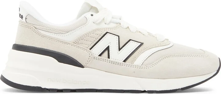 Gender Inclusive 997R Sneaker - Image 3