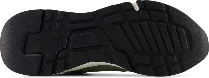 Gender Inclusive 997R Sneaker - Image 10
