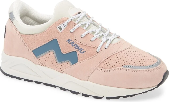 Gender Inclusive Aria 95 Sneaker