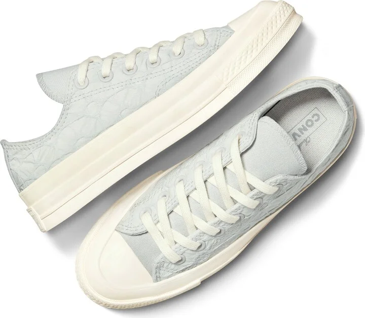 Gender Inclusive Chuck 70 Textured Low Top Sneaker - Image 4