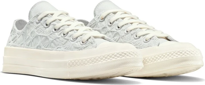 Gender Inclusive Chuck 70 Textured Low Top Sneaker - Image 7