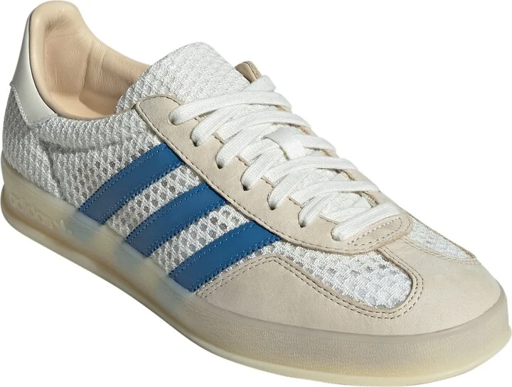 Gender Inclusive Gazelle Indoor Sneaker