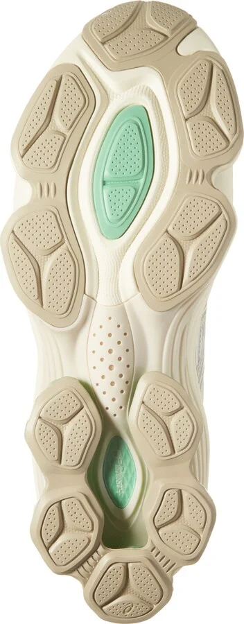 Gender Inclusive GEL-KINETIC FLUENT™ Sneaker - Image 6