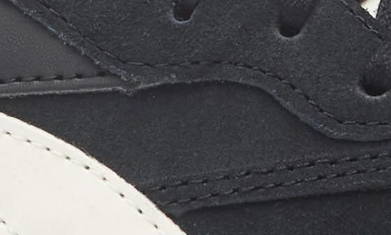 Gender Inclusive Hammer Street Soccer Sneaker - Image 7