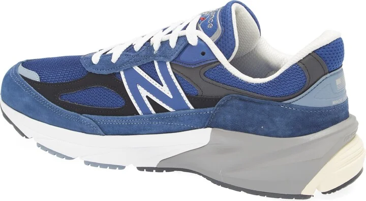 Gender Inclusive Made in USA 990 v6 Sneaker - Image 5