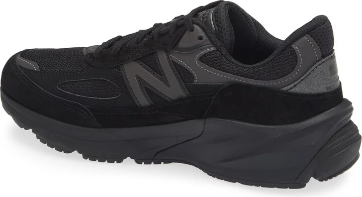Gender Inclusive Made in USA 990 v6 Sneaker - Image 11